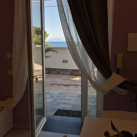 Punticello House Apartmán *