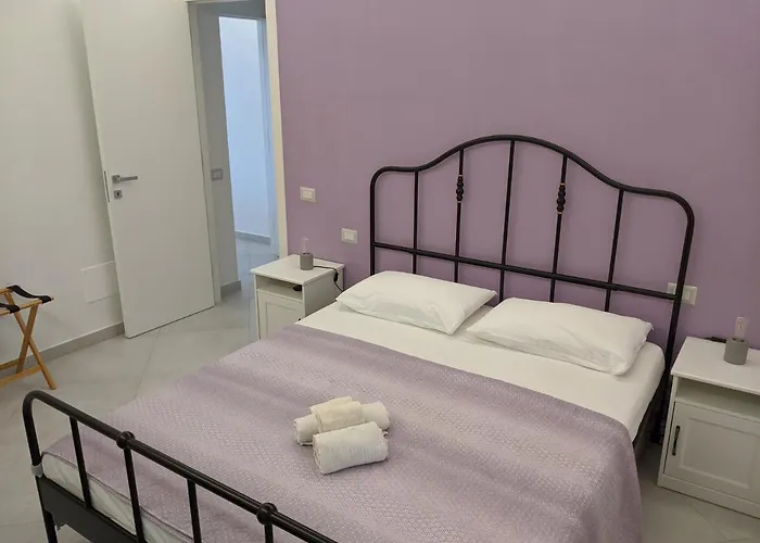 Punticello House アパート